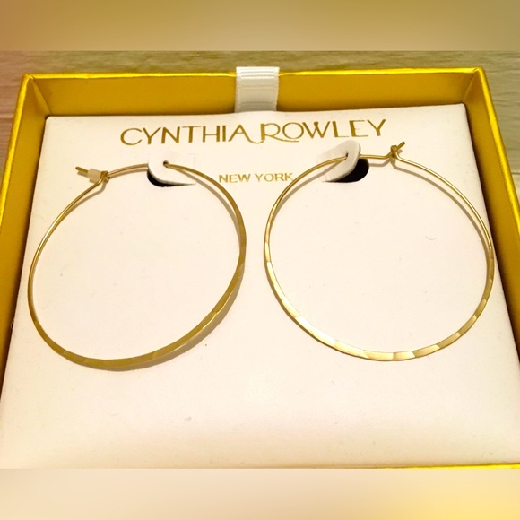 CYNTHIA ROWLEY 🔥🔥HOOPS NIB - Picture 2 of 4